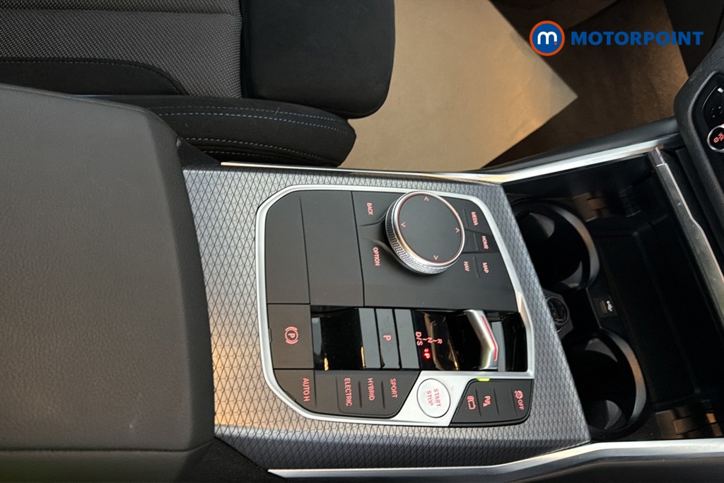 BMW 3 Series M Sport Automatic Petrol Plug-In Hybrid Estate - Stock Number (1683867) - 15th supplementary image