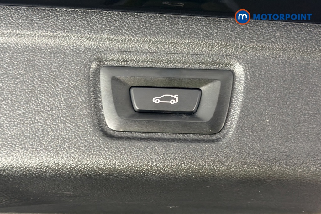 BMW 3 Series M Sport Automatic Petrol Plug-In Hybrid Estate - Stock Number (1683867) - 35th supplementary image