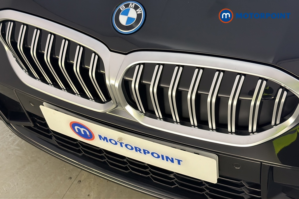 BMW 3 Series M Sport Automatic Petrol Plug-In Hybrid Estate - Stock Number (1683867) - 43rd supplementary image