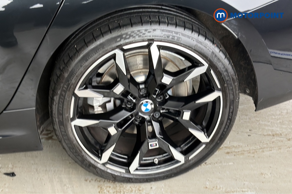 BMW 3 Series M Sport Automatic Petrol Plug-In Hybrid Estate - Stock Number (1683867) - 45th supplementary image
