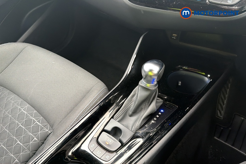 Toyota C-Hr Design Automatic Petrol-Electric Hybrid SUV - Stock Number (1684500) - 15th supplementary image