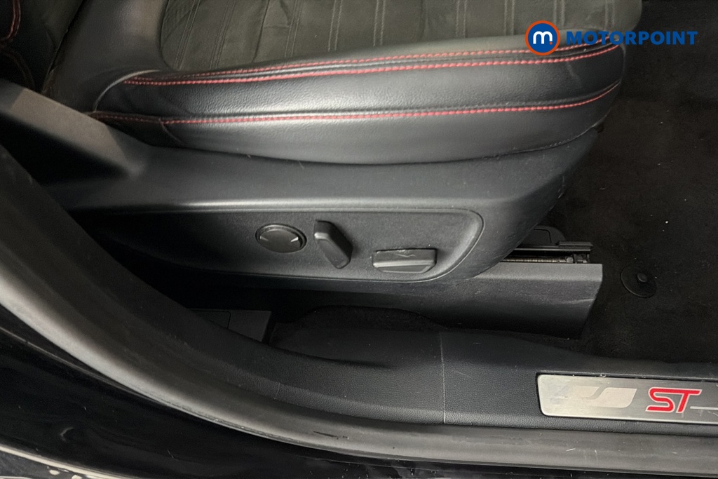 Ford Kuga St-Line X Automatic Petrol Plug-In Hybrid SUV - Stock Number (1684564) - 23rd supplementary image