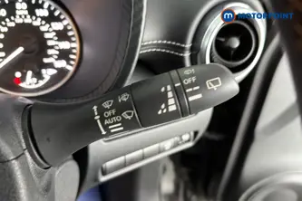 Nissan Juke N-Connecta Automatic Petrol SUV - Stock Number (1684630) - 6th supplementary image