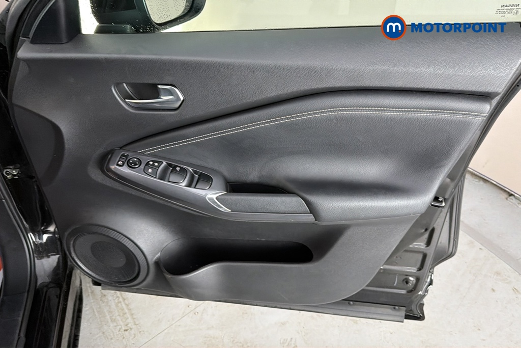 Nissan Juke N-Connecta Automatic Petrol SUV - Stock Number (1684630) - 18th supplementary image