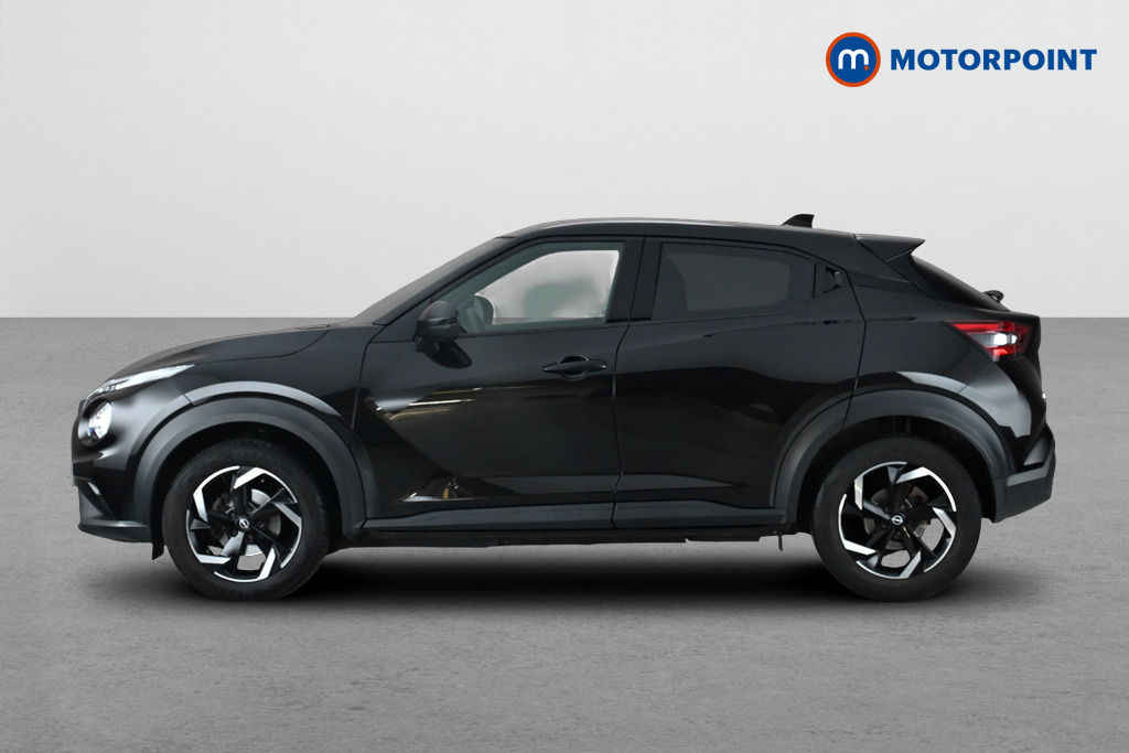 Nissan Juke N-Connecta Automatic Petrol SUV - Stock Number (1684630) - Drivers side