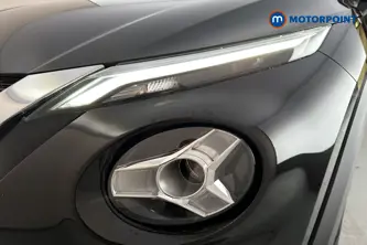 Nissan Juke N-Connecta Automatic Petrol SUV - Stock Number (1684630) - 42nd supplementary image