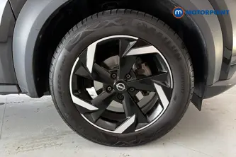 Nissan Juke N-Connecta Automatic Petrol SUV - Stock Number (1684630) - 47th supplementary image