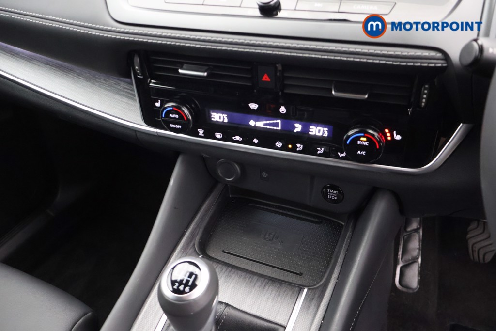 Nissan Qashqai Tekna Manual Petrol SUV - Stock Number (1684840) - 12th supplementary image