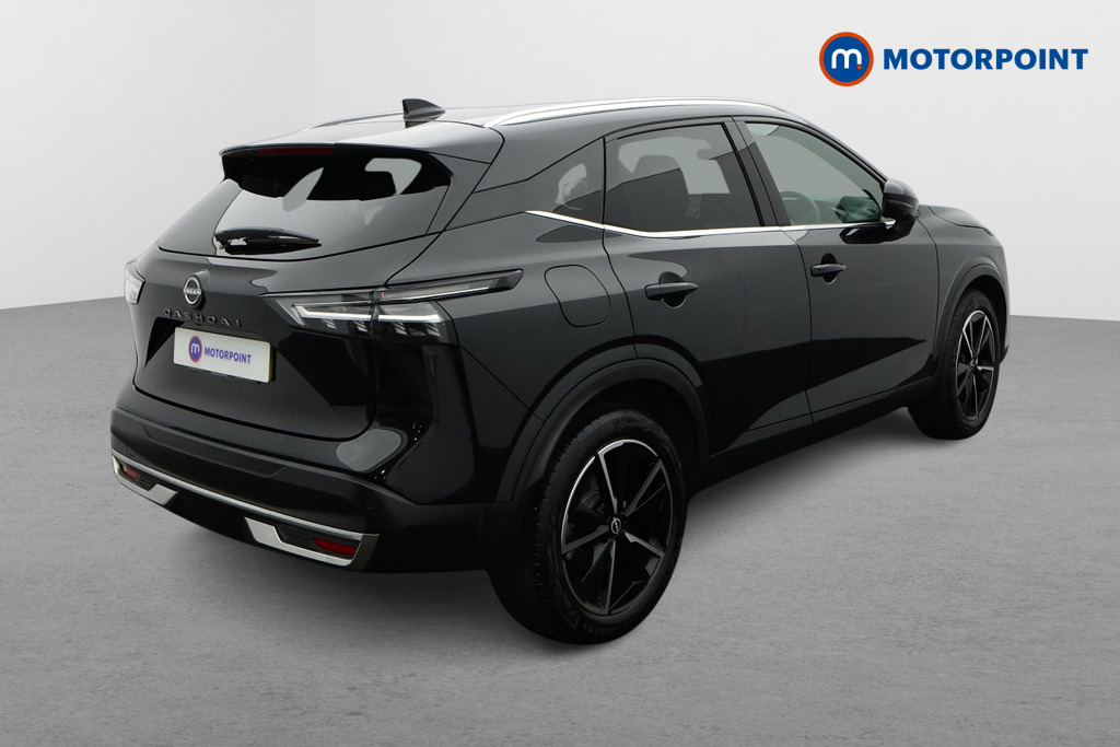 Nissan Qashqai Tekna Manual Petrol SUV - Stock Number (1684840) - Drivers side rear corner