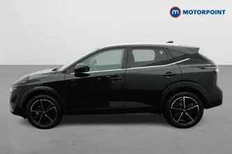 Nissan Qashqai Tekna Manual Petrol SUV - Stock Number (1684840) - Passenger side