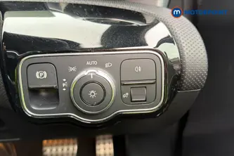Mercedes-Benz A Class Amg Line Executive Edition Automatic Petrol Hatchback - Stock Number (1685251) - 11th supplementary image