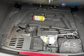 Mercedes-Benz A Class Amg Line Executive Edition Automatic Petrol Hatchback - Stock Number (1685251) - 33rd supplementary image