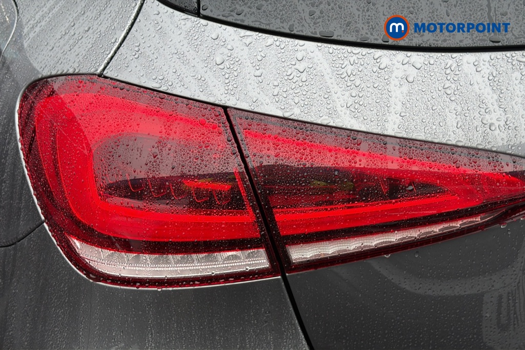 Mercedes-Benz A Class Amg Line Executive Edition Automatic Petrol Hatchback - Stock Number (1685251) - 36th supplementary image