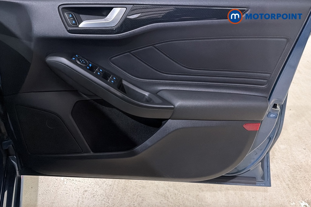 Ford Focus St-Line X Edition Manual Petrol Hatchback - Stock Number (1685383) - 18th supplementary image
