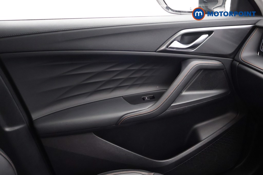 Mg Motor Uk HS Trophy Automatic Petrol-Electric Hybrid SUV - Stock Number (1686135) - 17th supplementary image