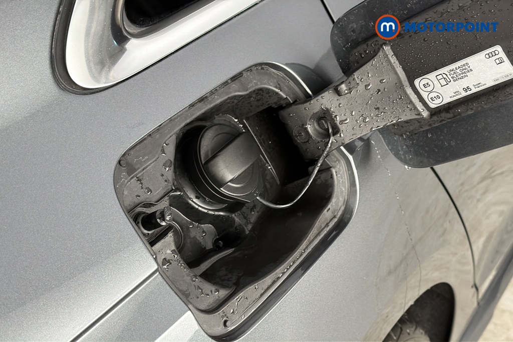 Audi A4 S Line Automatic Petrol Saloon - Stock Number (1686445) - 41st supplementary image