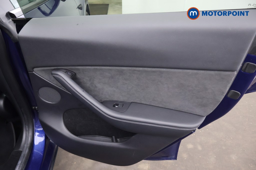 Tesla Model Y Long Range Automatic Electric SUV - Stock Number (1686612) - 21st supplementary image