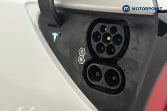 Tesla Model Y Long Range Automatic Electric SUV - Stock Number (1686619) - 41st supplementary image