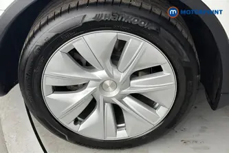 Tesla Model Y Long Range Automatic Electric SUV - Stock Number (1686619) - 46th supplementary image