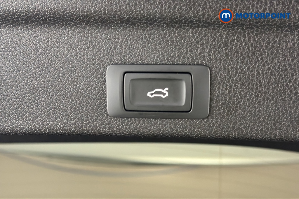 Audi Q3 S Line Automatic Petrol SUV - Stock Number (1686728) - 35th supplementary image