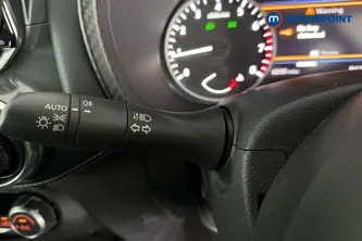 Nissan Juke N-Connecta Manual Petrol SUV - Stock Number (1686805) - 5th supplementary image