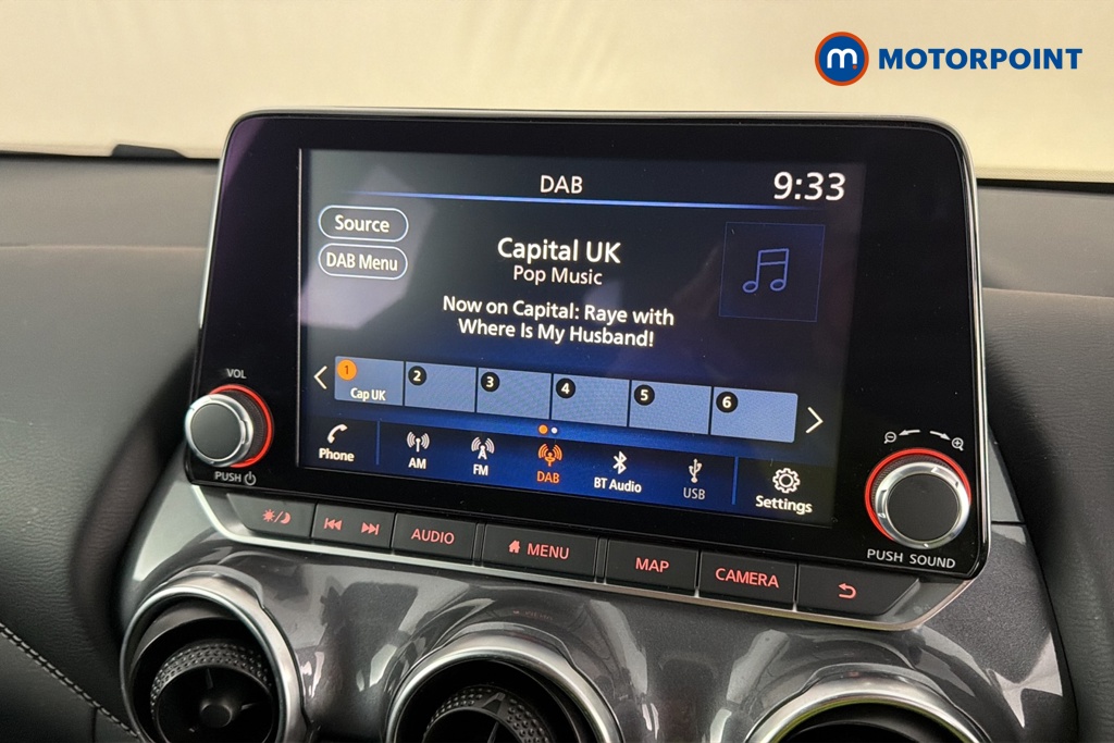 Nissan Juke N-Connecta Manual Petrol SUV - Stock Number (1686805) - 8th supplementary image