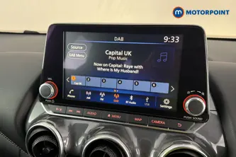 Nissan Juke N-Connecta Manual Petrol SUV - Stock Number (1686805) - 8th supplementary image