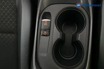 Nissan Juke N-Connecta Manual Petrol SUV - Stock Number (1686805) - 16th supplementary image