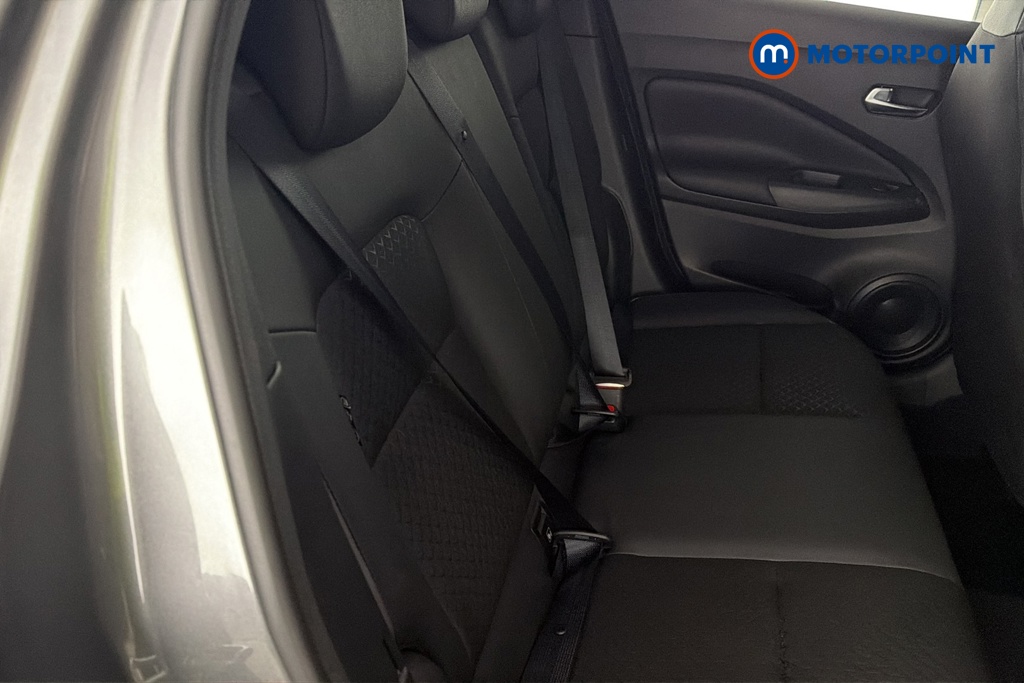 Nissan Juke N-Connecta Manual Petrol SUV - Stock Number (1686805) - 25th supplementary image