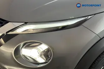 Nissan Juke N-Connecta Manual Petrol SUV - Stock Number (1686805) - 42nd supplementary image