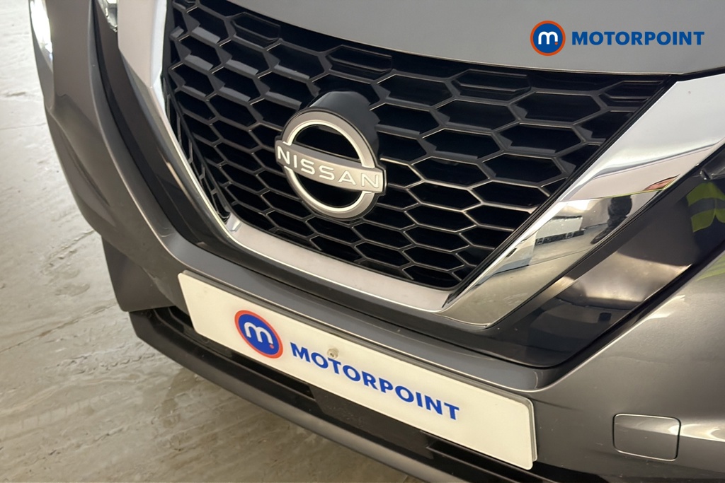 Nissan Juke N-Connecta Manual Petrol SUV - Stock Number (1686805) - 43rd supplementary image