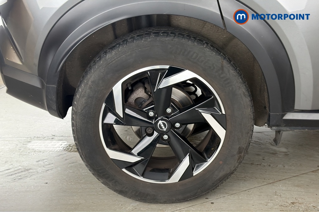 Nissan Juke N-Connecta Manual Petrol SUV - Stock Number (1686805) - 46th supplementary image