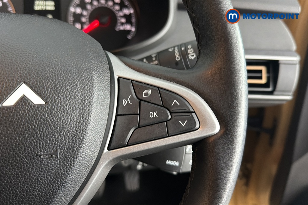 Dacia Sandero Stepway Extreme Manual Petrol Hatchback - Stock Number (1686936) - 3rd supplementary image