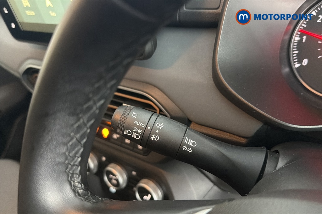 Dacia Sandero Stepway Extreme Manual Petrol Hatchback - Stock Number (1686936) - 5th supplementary image