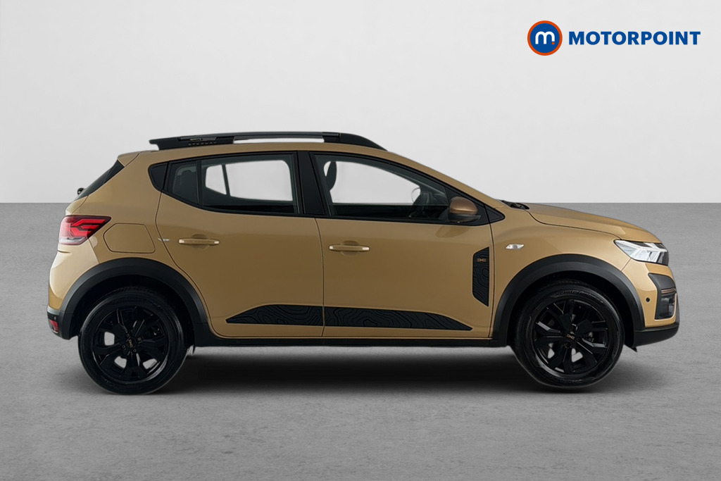 Dacia Sandero Stepway Extreme Manual Petrol Hatchback - Stock Number (1686936) - Passenger side