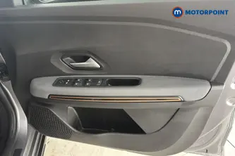 Dacia Sandero Stepway Extreme Manual Petrol Hatchback - Stock Number (1687015) - 18th supplementary image