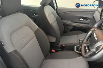 Dacia Sandero Stepway Extreme Manual Petrol Hatchback - Stock Number (1687015) - 22nd supplementary image