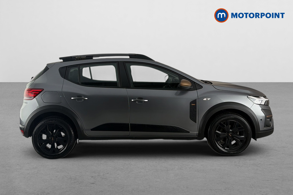 Dacia Sandero Stepway Extreme Manual Petrol Hatchback - Stock Number (1687015) - Passenger side