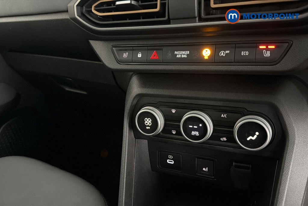 Dacia Sandero Stepway Extreme Manual Petrol Hatchback - Stock Number (1687021) - 12th supplementary image