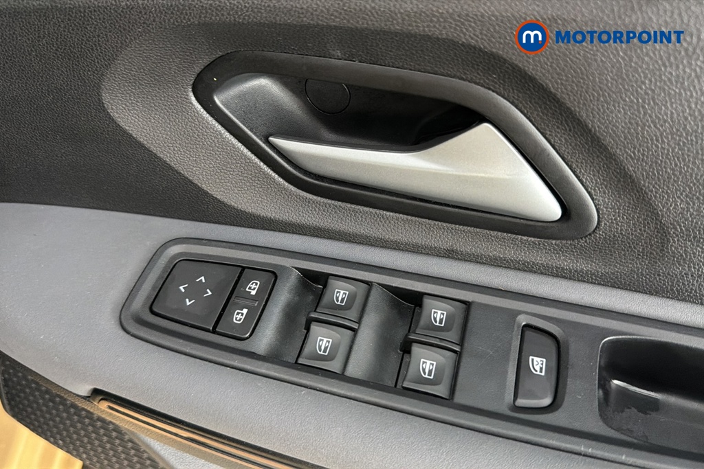 Dacia Sandero Stepway Extreme Manual Petrol Hatchback - Stock Number (1687021) - 19th supplementary image