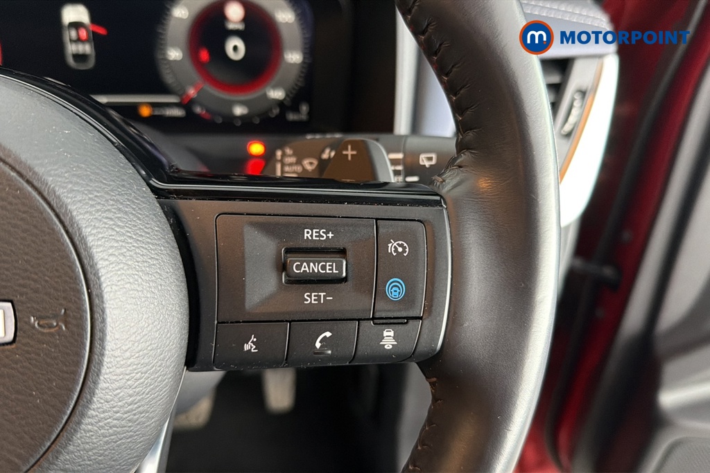 Nissan Qashqai Tekna Automatic Petrol SUV - Stock Number (1687117) - 3rd supplementary image