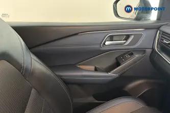 Nissan Qashqai Tekna Automatic Petrol SUV - Stock Number (1687117) - 10th supplementary image