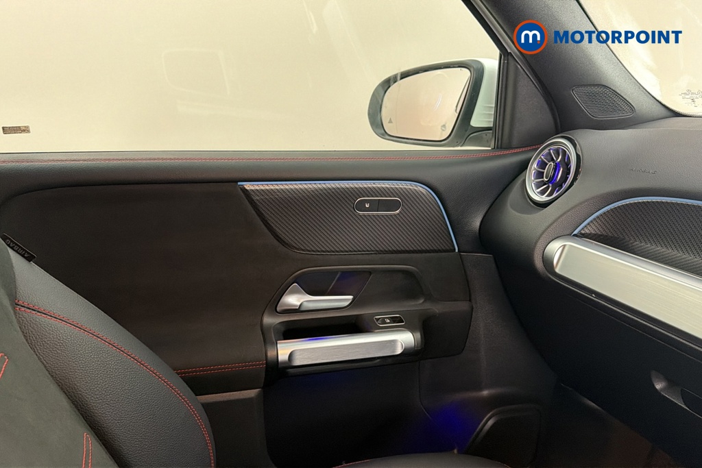 Mercedes-Benz GLB Amg Line Automatic Petrol SUV - Stock Number (1687130) - 10th supplementary image