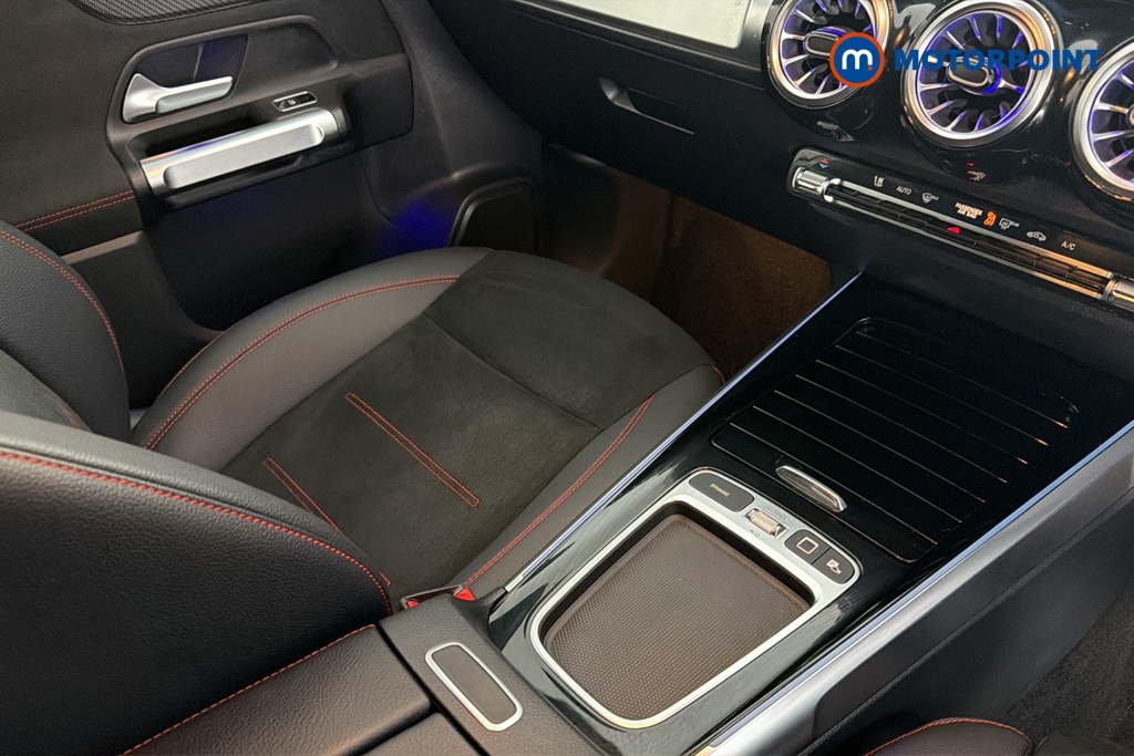 Mercedes-Benz GLB Amg Line Automatic Petrol SUV - Stock Number (1687130) - 15th supplementary image