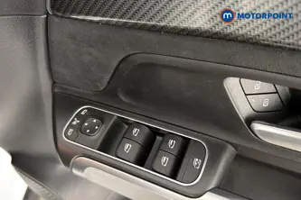 Mercedes-Benz GLB Amg Line Automatic Petrol SUV - Stock Number (1687130) - 19th supplementary image