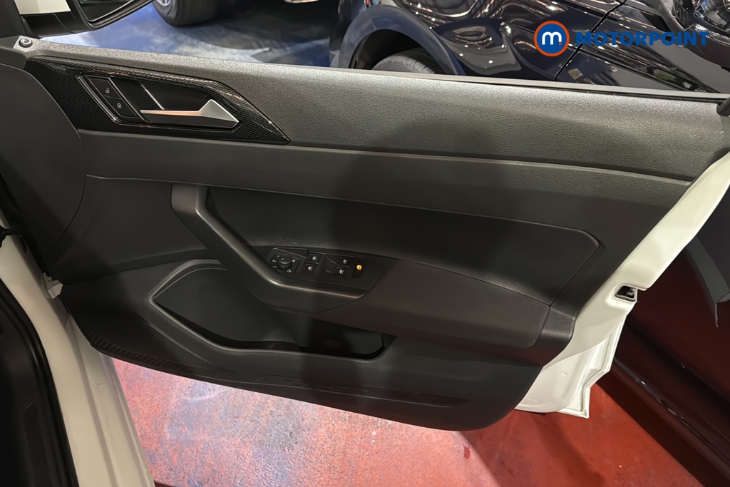 Volkswagen Polo Life Automatic Petrol Hatchback - Stock Number (1687565) - 18th supplementary image