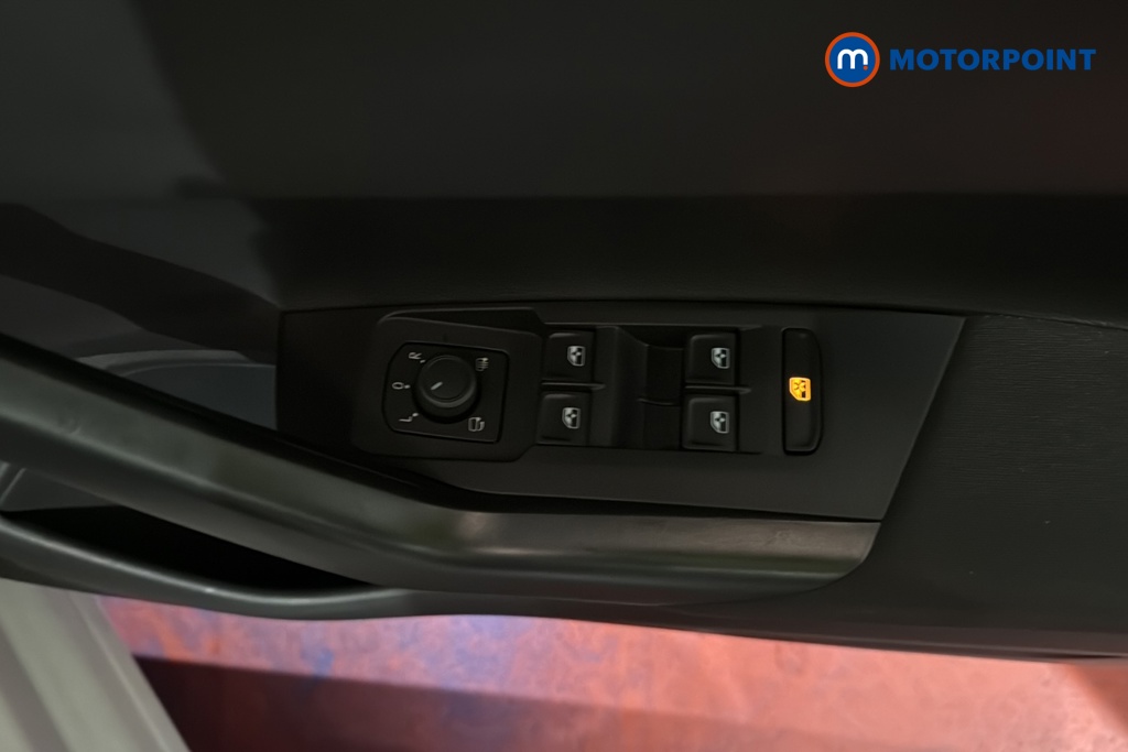 Volkswagen Polo Life Automatic Petrol Hatchback - Stock Number (1687565) - 19th supplementary image