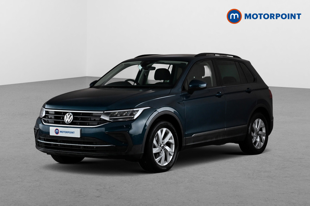 Volkswagen Tiguan Life Automatic Petrol SUV - Stock Number (1687729) - Passenger side front corner