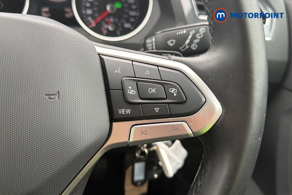 Volkswagen Tiguan Life Automatic Petrol SUV - Stock Number (1687729) - 3rd supplementary image