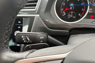 Volkswagen Tiguan Life Automatic Petrol SUV - Stock Number (1687729) - 5th supplementary image